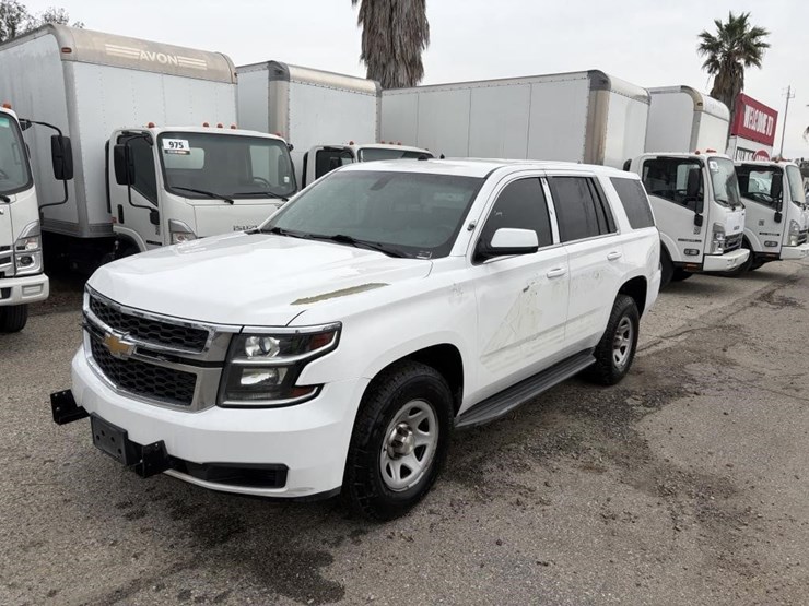 2015-chevrolet-tahoe-image-1
