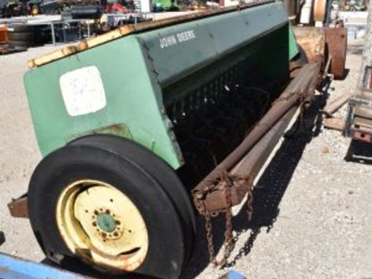 john-deere-8300-image-4