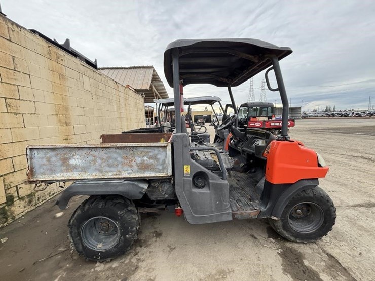 2011-kubota-rtv900-image-7