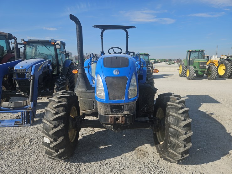 2016-new-holland-ts6.110-image-2