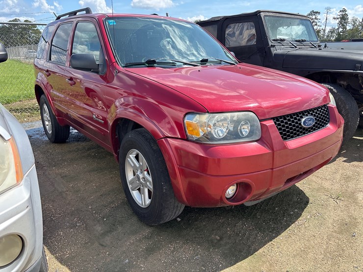 2007-ford-escape-image-2
