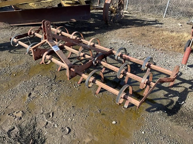 custom-10'-3-pt-springtooth-chisel-image-2