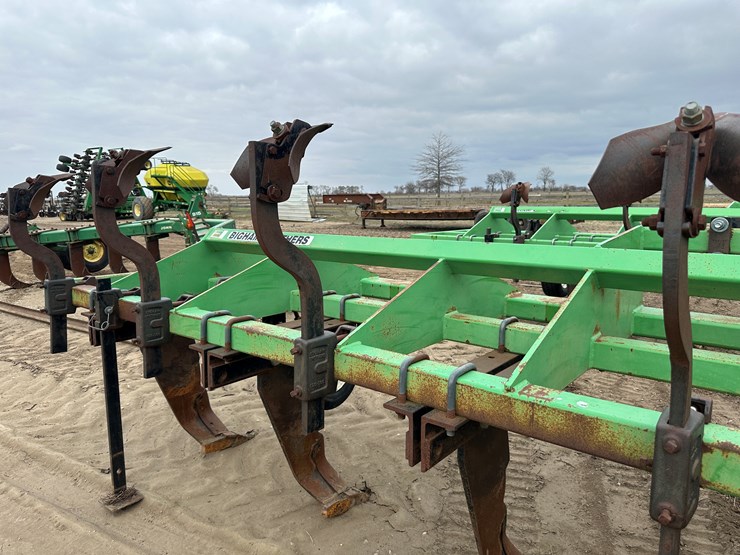 #38839-•-bigham-brothers-6-row-ripper-image-39