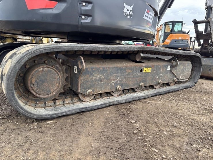 2021-bobcat-e60-image-24