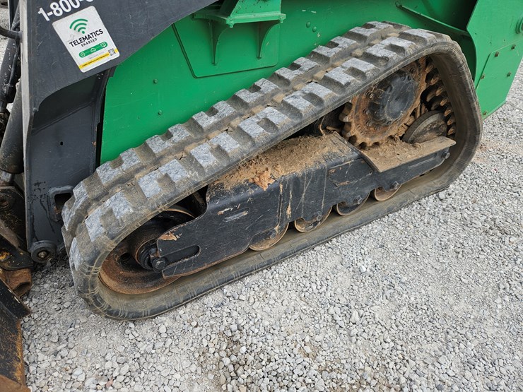 2019-deere-317g-image-14
