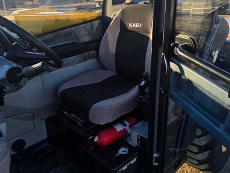 2009-caterpillar-th406-image-14