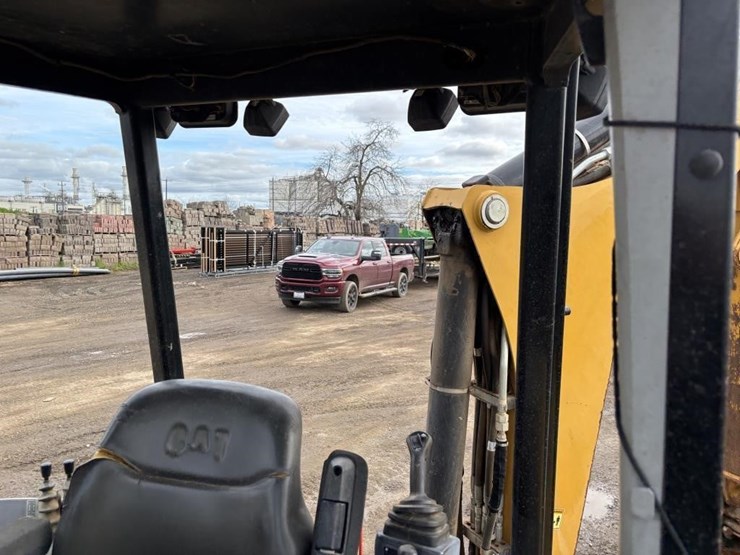 caterpillar-420f2-image-55