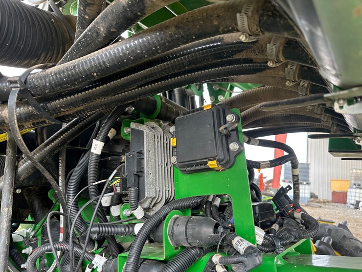 john-deere-1725c-image-22