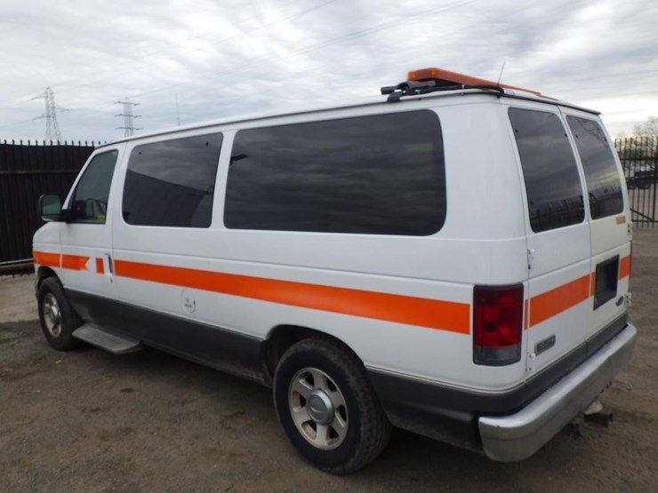 2006-ford-cargo-image-4