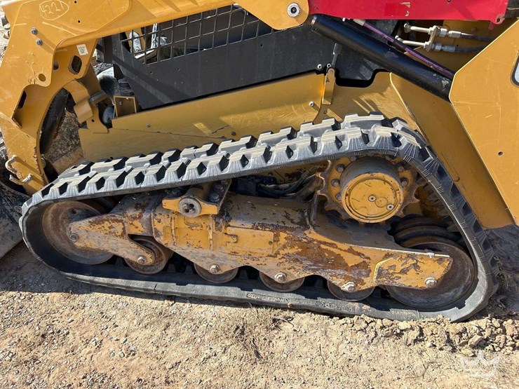 2023-caterpillar-259d3-image-22