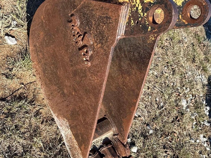 14in-digging-tooth-bucket-excavator-attachment-image-3