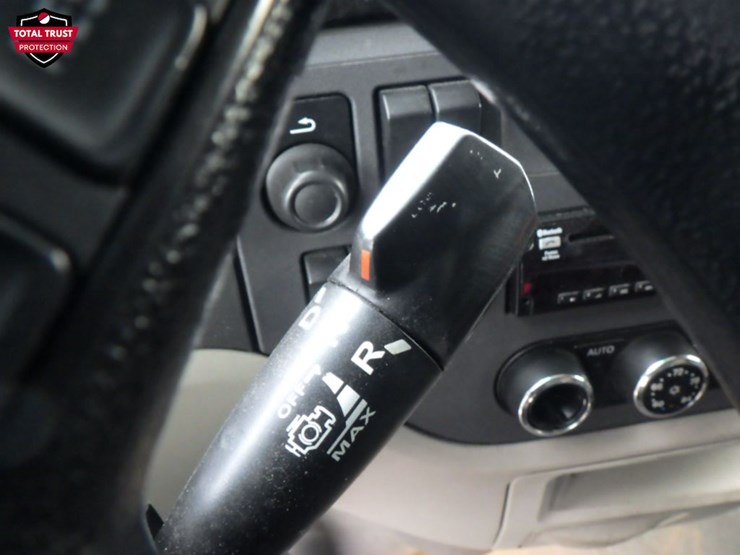 2020-peterbilt-579-image-18