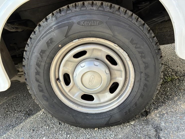 2013-ford-f250-sd-image-5