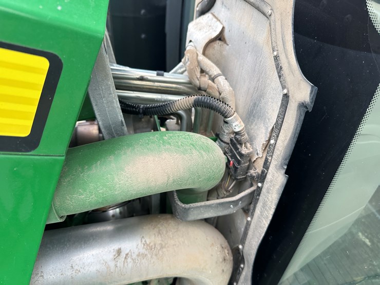 2021-john-deere-r4038-image-74