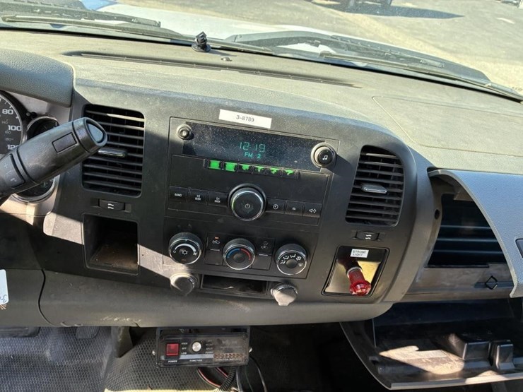 2008-chevrolet-2500-image-12