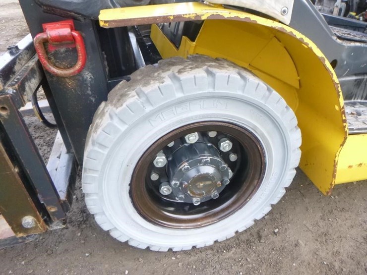 2015-komatsu-fg25ht-16-image-24