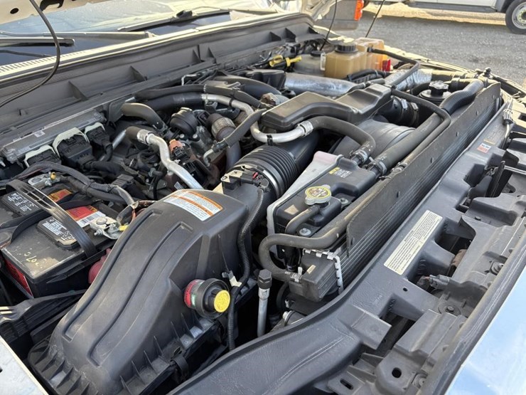 2011-ford-f550-sd-image-9