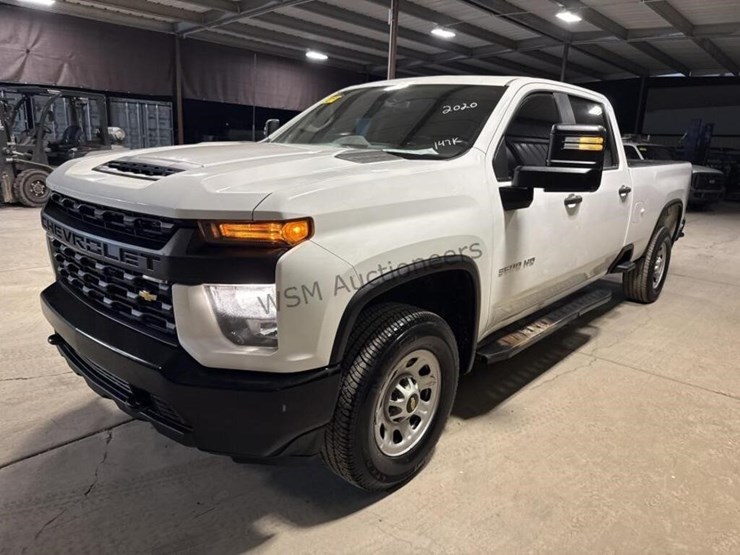 2020-chevrolet-silverado-3500hd-image-4