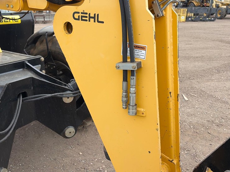 gehl-rs10-55-image-11