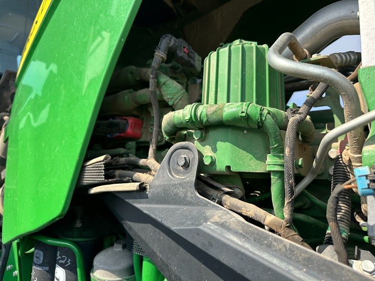 2022-john-deere-8r-280-image-57