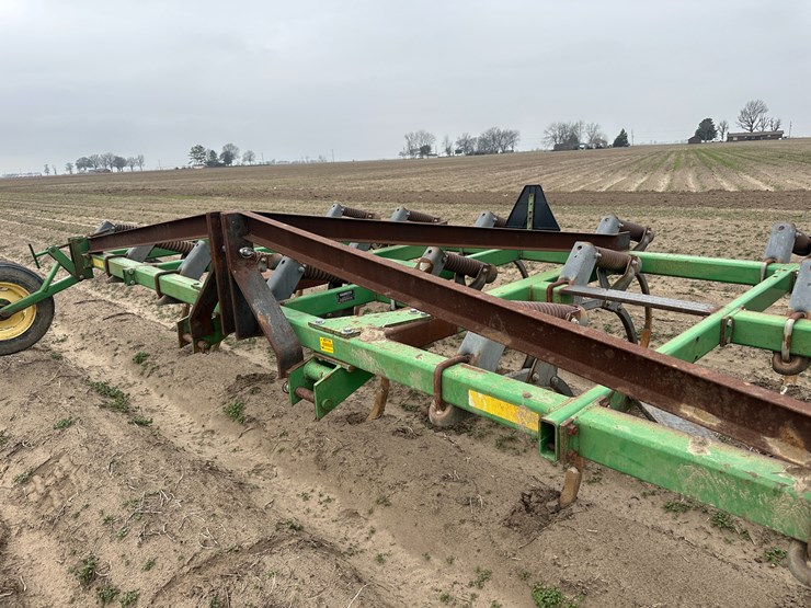 john-deere-20-image-24