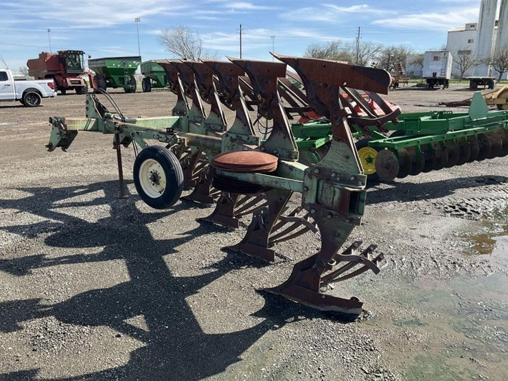 john-deere-4600-image-5