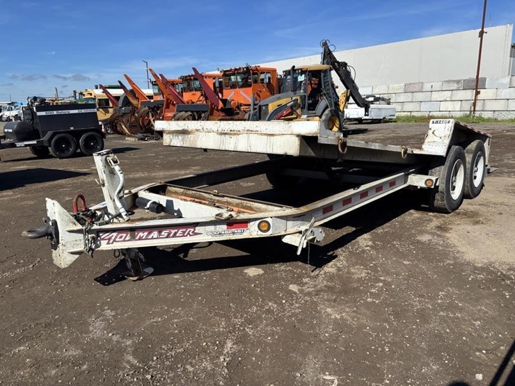 2021-towmaster-t-14dt-image-1