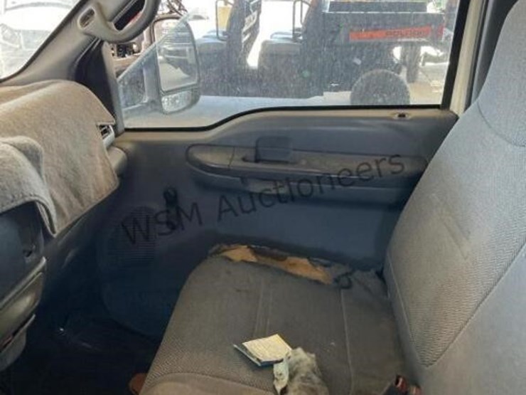 1999-ford-f350-image-21