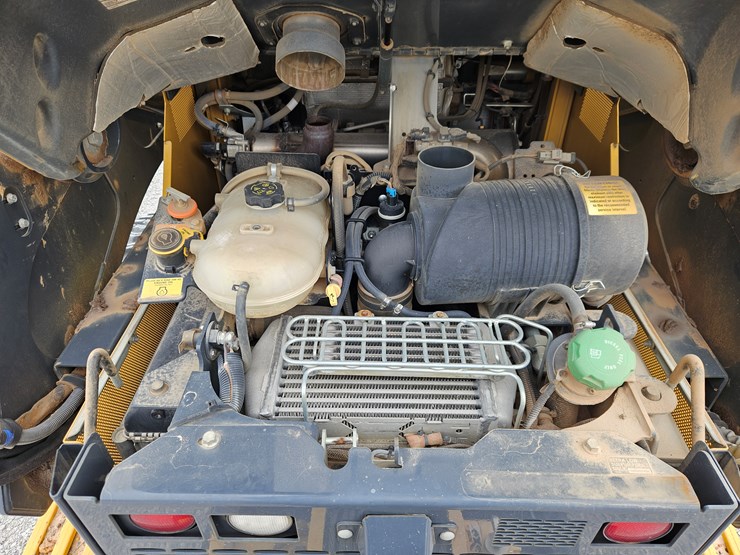 2022-deere-333g-image-23