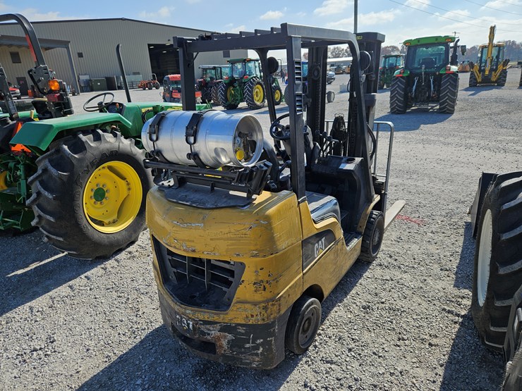 caterpillar-c6000-image-14