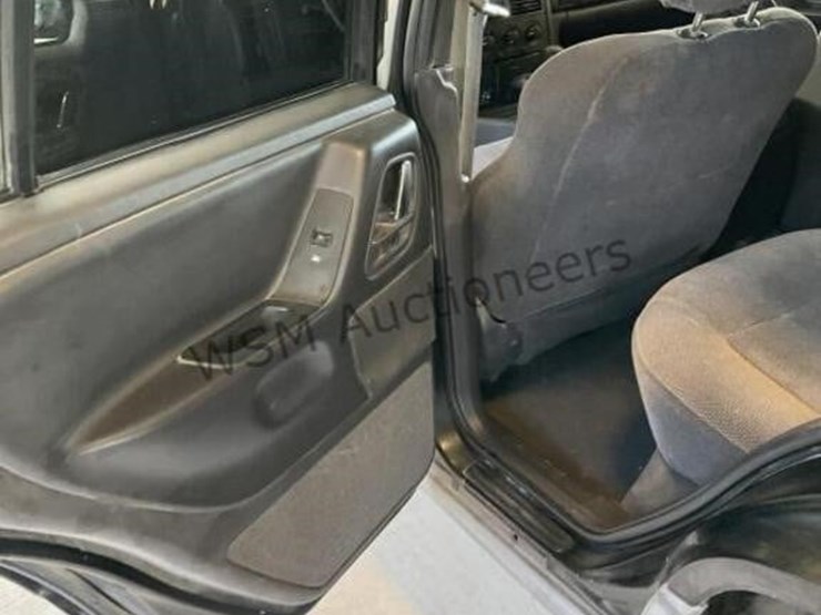 2000-jeep-grand-cherokee-laredo-image-24