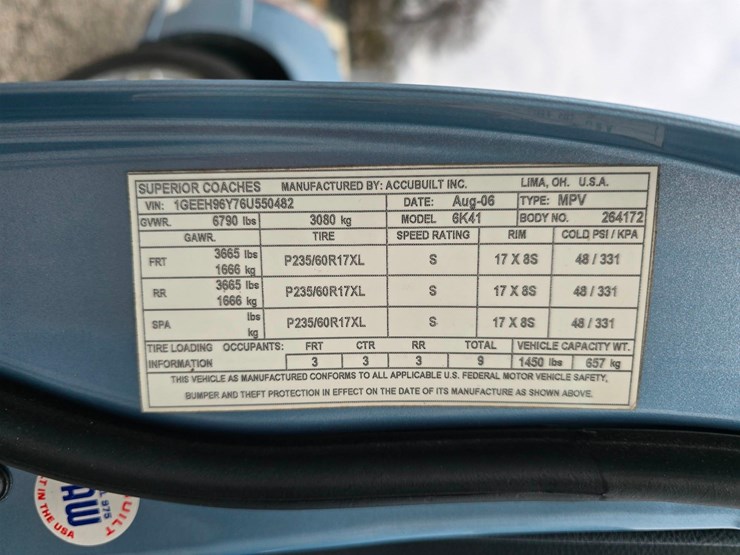 2006-cadillac-gm-superior-coach-6-door-limousine---only-21,567-miles-image-22