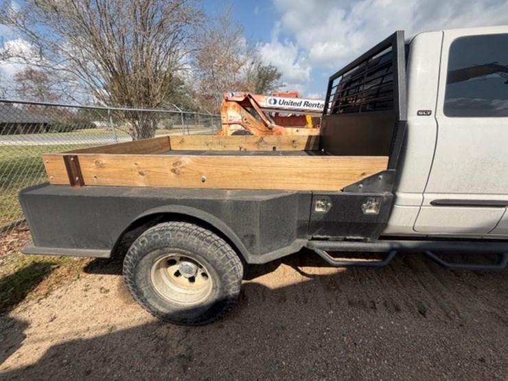 2002-dodge-ram-3500-image-8