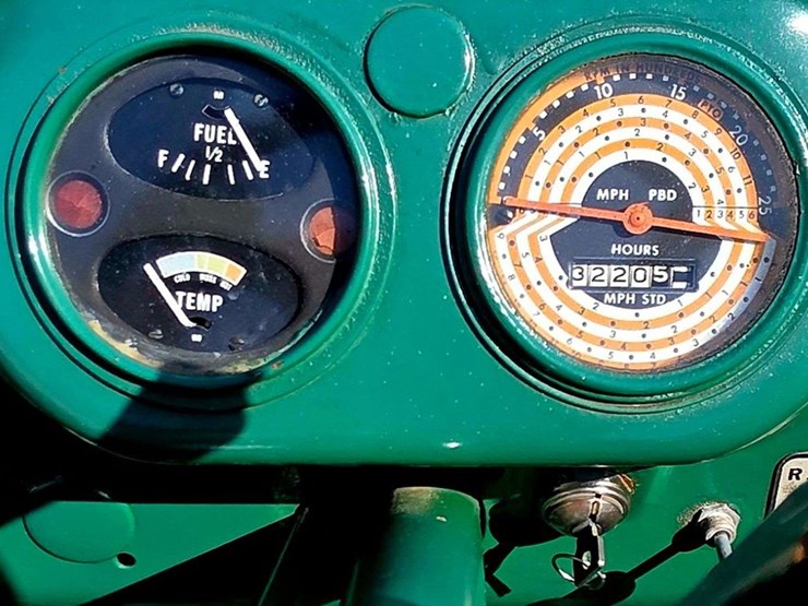 1958-oliver-770-image-13