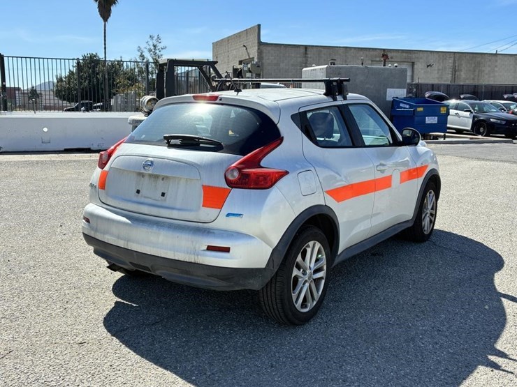 2013-nissan-juke-image-3