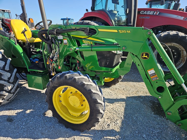 2018-john-deere-5075e-image-7