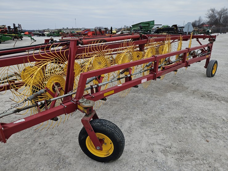 2012-new-holland-ht154-image-3