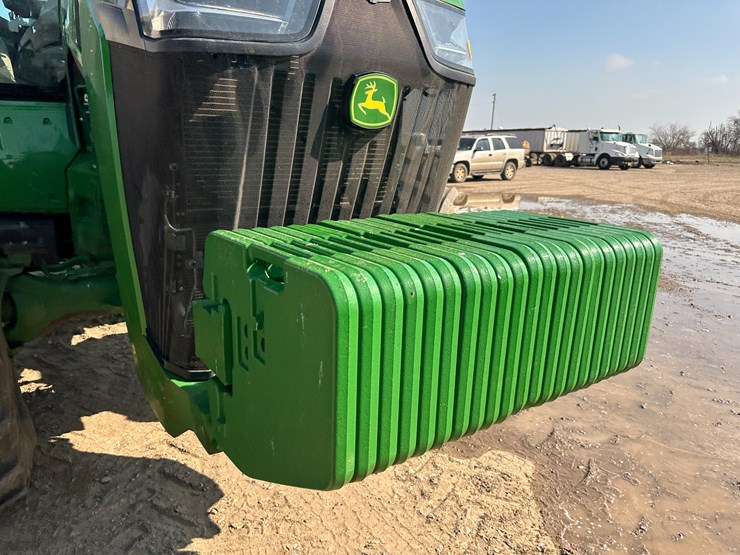 2023-john-deere-8r-250-image-36