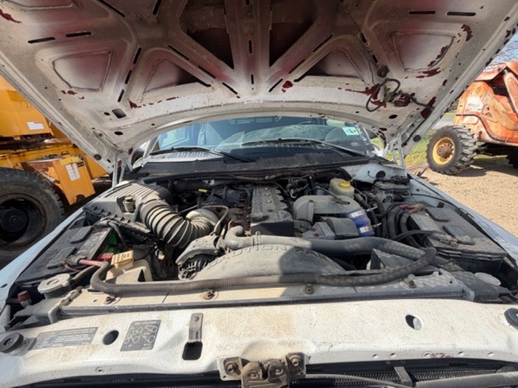 2002-dodge-ram-3500-image-50