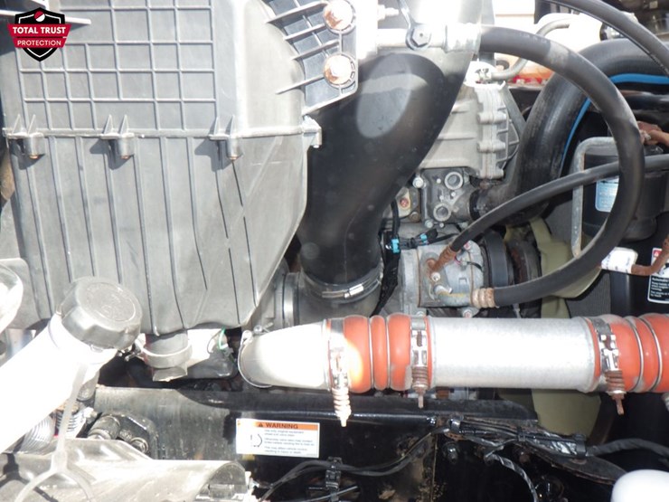 2022-freightliner-cascadia-116-image-22