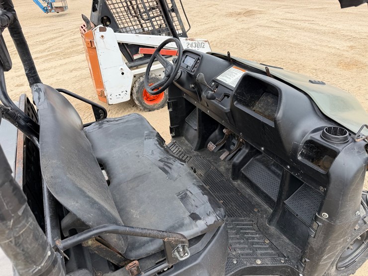 2010-honda-big-red-image-3