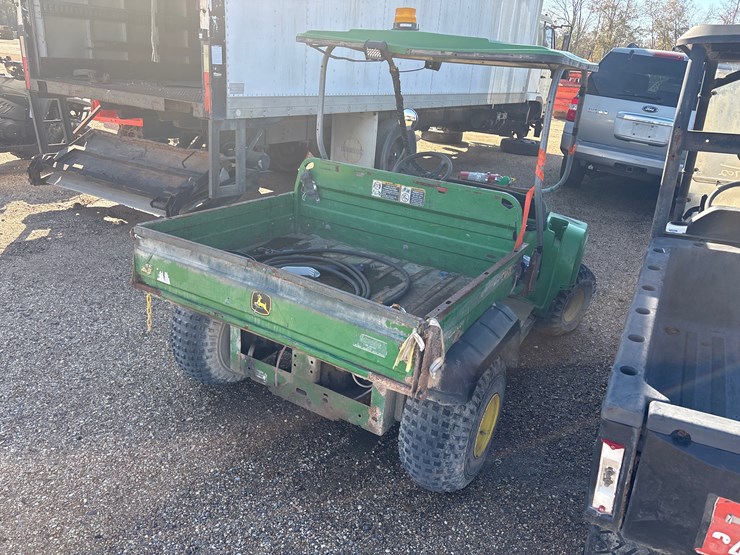 john-deere-gator-image-4