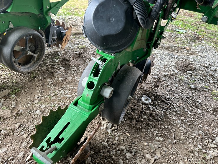 john-deere-1725c-image-19