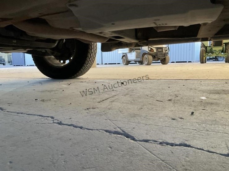 2013-chevrolet-tahoe-image-26