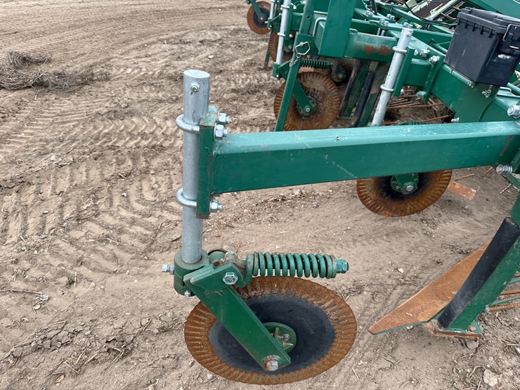 #38830-•-kmc-6-38-peanut-digger-image-29