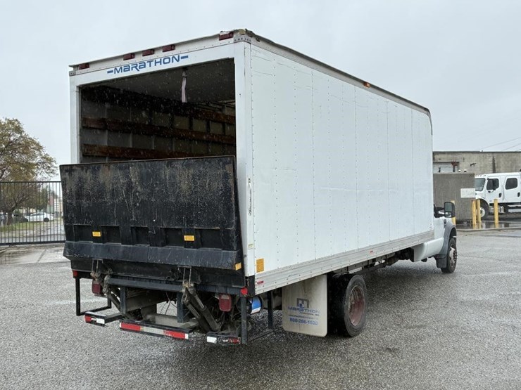 2010-ford-f550-image-3