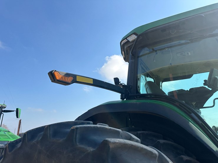 2022-john-deere-8r-280-image-42