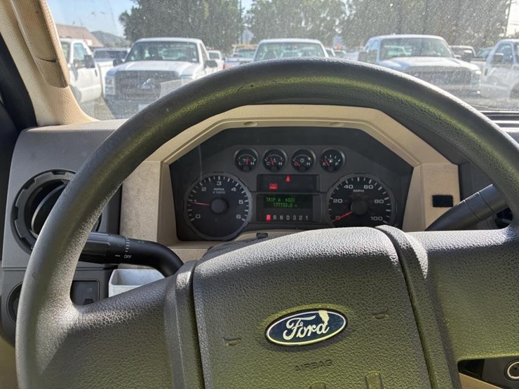 2008-ford-f350-image-17