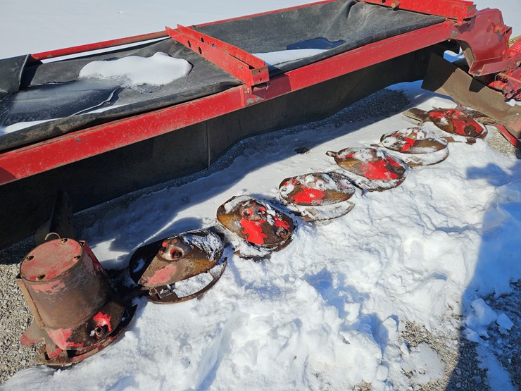 2018-new-holland-h6750-image-2