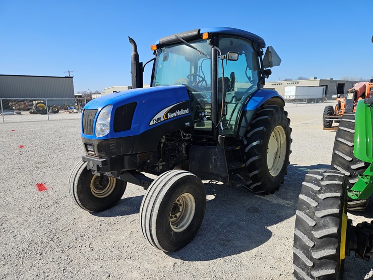 2006-new-holland-ts110a-image-20
